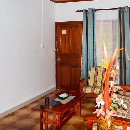 Seashell Self Catering Villa Grand Anse  Rum bild