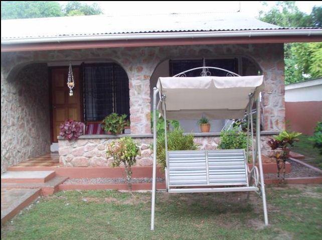 Seashell Self Catering Villa Grand Anse  Rum bild